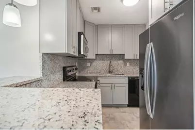 3040 NE 16th Ave, Unit #402, Oakland Park, FL 33334 - Photo 10