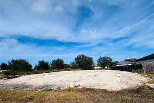 2610 58th St, Lehigh Acres, FL 33971 - Photo 2