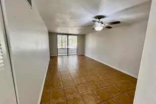 1810 N Lauderdale Ave, North Lauderdale, FL 33068 - Photo 2