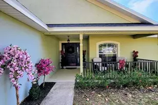 2585 SE Marseille St, Port Saint Lucie, FL 34952 - Photo 4