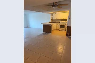 3740  Inverrary Dr, Unit #3D, Lauderhill, FL 33319 - Photo 2