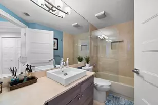 6051 N Ocean Dr, Hollywood, FL 33019 - Photo 36