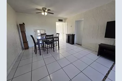 5335 NW 10th Ct, Unit #204, Plantation, FL 33313 - Photo 8