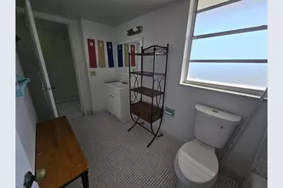 5335 NW 10th Ct, Unit #204, Plantation, FL 33313 - Photo 10