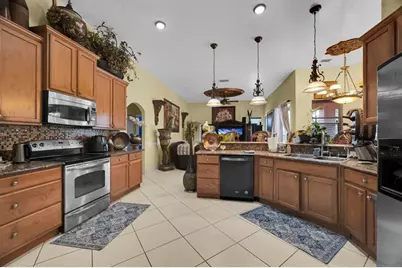 624 SW Nichols Terrace, Port Saint Lucie, FL 34953 - Photo 8