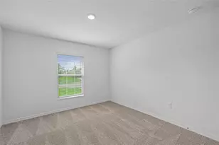 8426 104th Ct, Vero Beach, FL 32967 - Photo 16