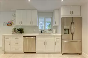 1800 SE Admirals Way, Fort Lauderdale, FL 33316 - Photo 14