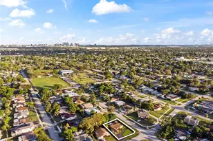 820 NW 38th Ave, Lauderhill, FL 33311 - Photo 38