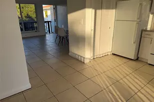 600 S Luna Ct, Hollywood, FL 33021 - Photo 6