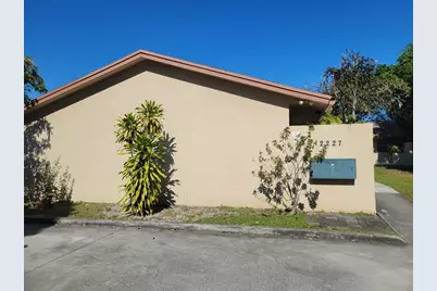 2227  Monroe St, Unit #3, Hollywood, FL 33020 - Photo 2