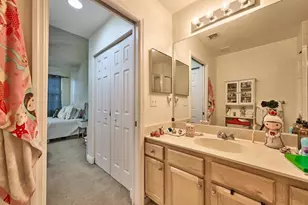 6724 Coral Lake Dr, Pompano Beach, FL 33063 - Photo 32