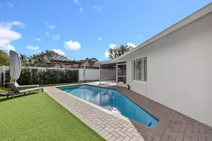 7981 Edgewater Dr, West Palm Beach, FL 33406 - Photo 32