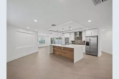 7981  Edgewater Dr, West Palm Beach, FL 33406 - Photo 4