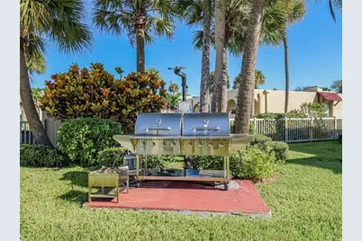 835  18th, Unit #404, Vero Beach, FL 32960 - Photo 8