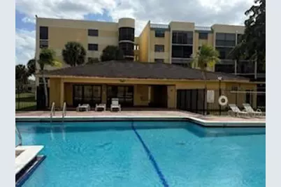 6475 W Oakland Park Blvd, Unit #401, Lauderhill, FL 33313 - Photo 26