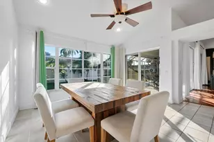 1043 Laguna Springs Dr, Weston, FL 33326 - Photo 12