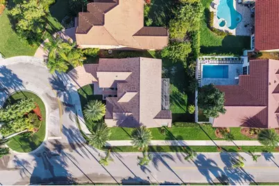 1043  Laguna Springs Dr, Weston, FL 33326 - Photo 34