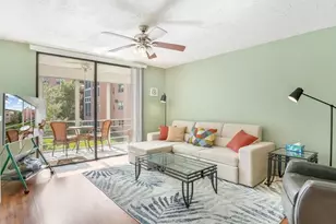 2851 Somerset Dr, Lauderdale Lakes, FL 33311 - Photo 4