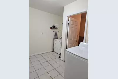 191 NE 212th Ter, Miami, FL 33179 - Photo 4