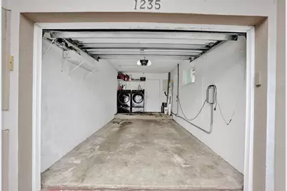 1235 NW 51st St, Deerfield Beach, FL 33442 - Photo 26