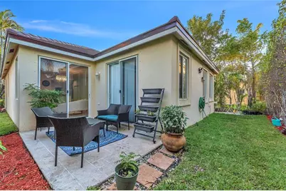 1059  Golden Cane Dr, Weston, FL 33327 - Photo 30