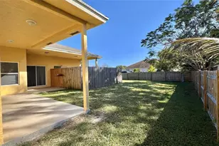 120 SW Grimaldo Terrace, Port Saint Lucie, FL 34984 - Photo 2