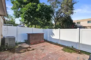 8081 NW 11th St, Margate, FL 33063 - Photo 28