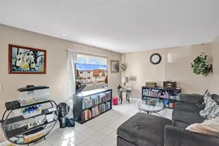 8081 NW 11th St, Margate, FL 33063 - Photo 4