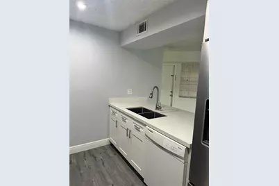 401 SW 86th Ave, Unit #103, Pembroke Pines, FL 33025 - Photo 12