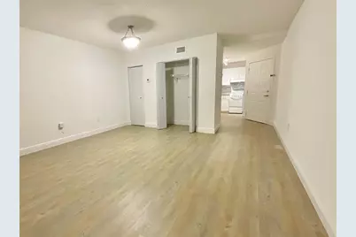 9517  Fontainebleau Blvd, Unit #521-324, Miami, FL 33172 - Photo 4