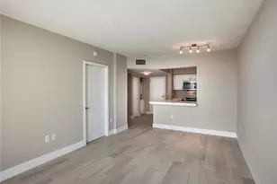 1040 Seminole Dr, Fort Lauderdale, FL 33304 - Photo 4