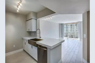 1040  Seminole Dr, Unit #1406, Fort Lauderdale, FL 33304 - Photo 2