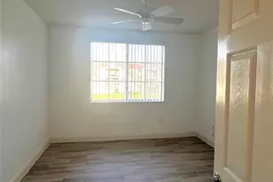 8060 N Nob Hill Rd, Tamarac, FL 33321 - Photo 10