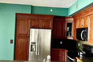 8060 N Nob Hill Rd, Tamarac, FL 33321 - Photo 4