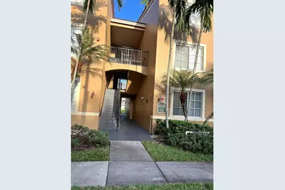 8060 N Nob Hill Rd, Unit #206, Tamarac, FL 33321 - Photo 2