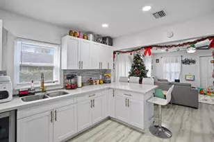 708 NW 15th St, Homestead, FL 33030 - Photo 12