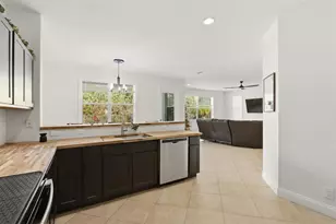 1085 Center Stone Ln, Riviera Beach, FL 33404 - Photo 12