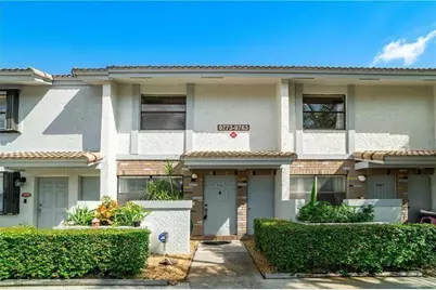 9769  Riverside Dr, Unit #71-2, Coral Springs, FL 33071 - Photo 2