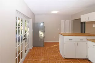 3891 NW 78th Ave, Davie, FL 33024 - Photo 18