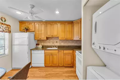 21656  Juego Cir, Unit #23-K, Boca Raton, FL 33433 - Photo 2
