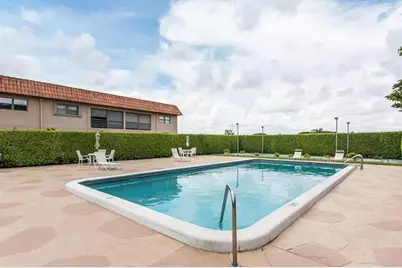 2101 W Woolbright Rd, Unit #J202, Boynton Beach, FL 33426 - Photo 14