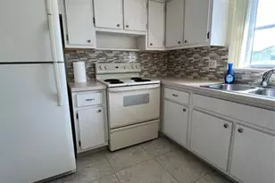 2868 Ashley Dr Unit, West Palm Beach, FL 33415 - Photo 4