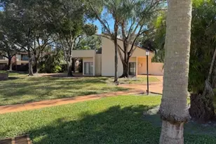 11580 NW 1st St, Plantation, FL 33325 - Photo 48