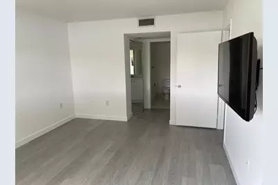 13700 SW 11th St, Unit #106A, Pembroke Pines, FL 33027 - Photo 6