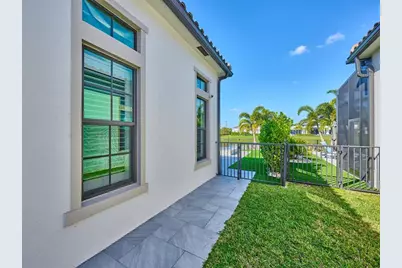 7814  Rowan Ter, Parkland, FL 33067 - Photo 6