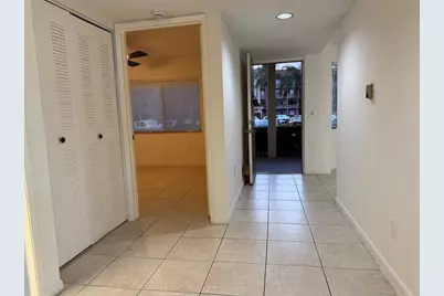 1001 SW 141st Ave, Unit #103 K, Pembroke Pines, FL 33027 - Photo 4