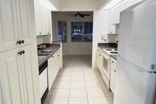 1001 SW 141st Ave Unit #103 K, Pembroke Pines, FL 33027 - Photo 6