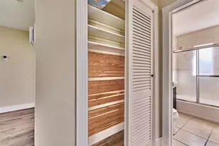 5208 NE 2nd Ave, Oakland Park, FL 33334 - Photo 22