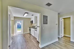 5208 NE 2nd Ave, Oakland Park, FL 33334 - Photo 12