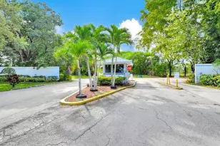 3360 Spanish Moss Terrace, Lauderhill, FL 33319 - Photo 30